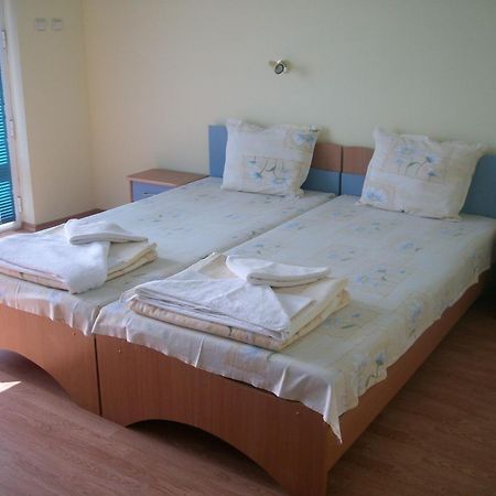 Exotic Guest House Sozopol Rum bild