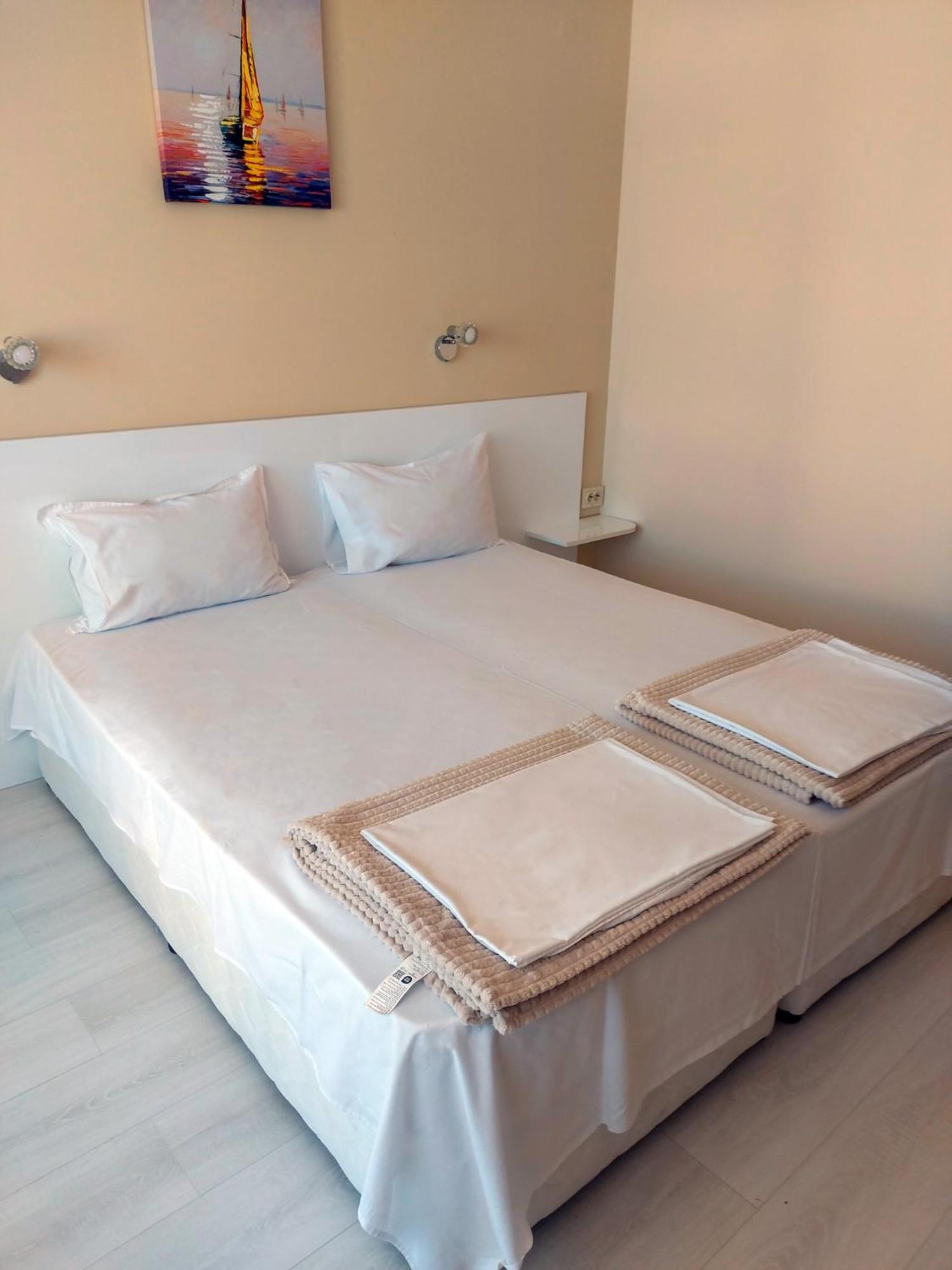 Exotic Guest House Sozopol Exteriör bild