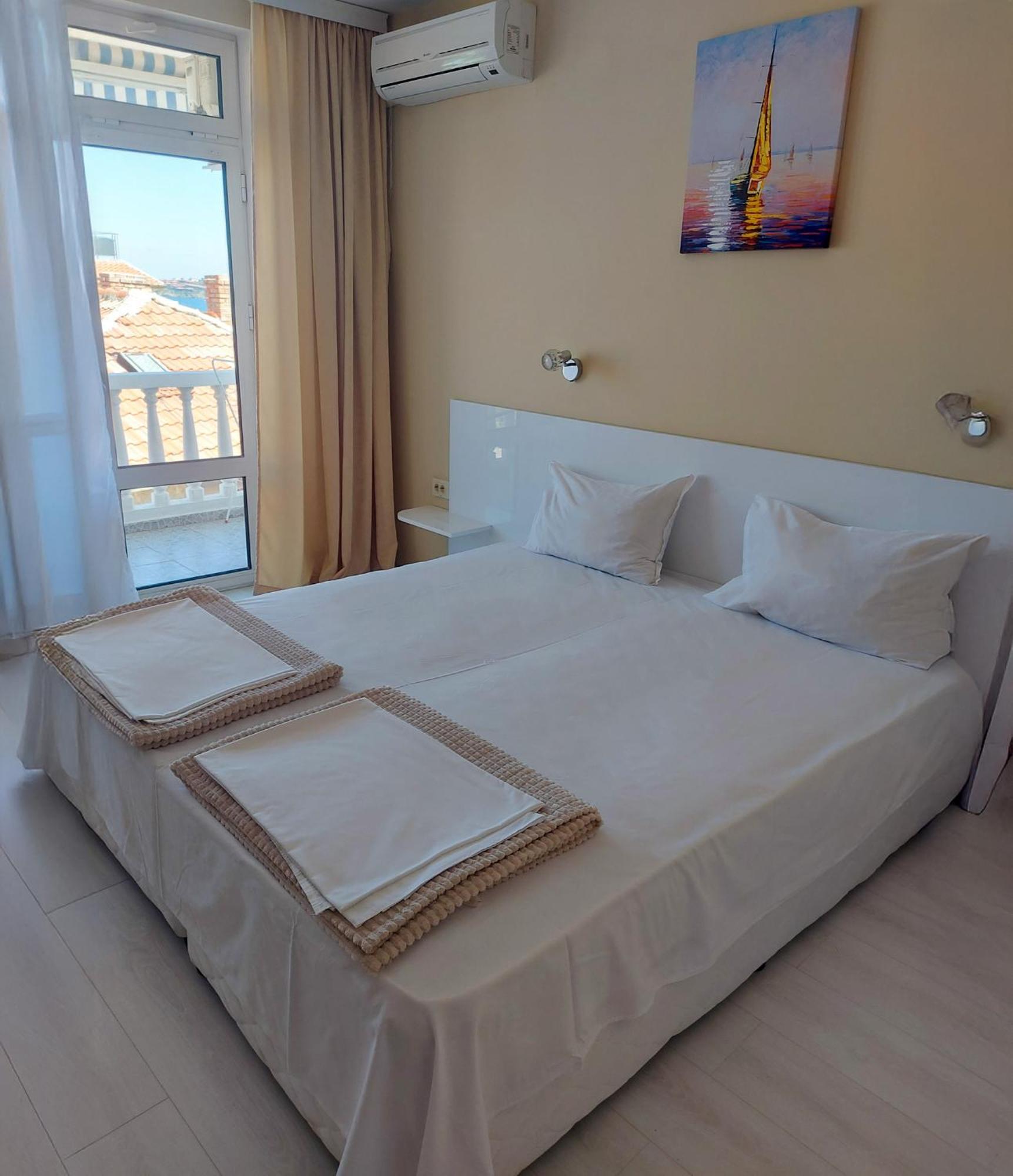 Exotic Guest House Sozopol Exteriör bild